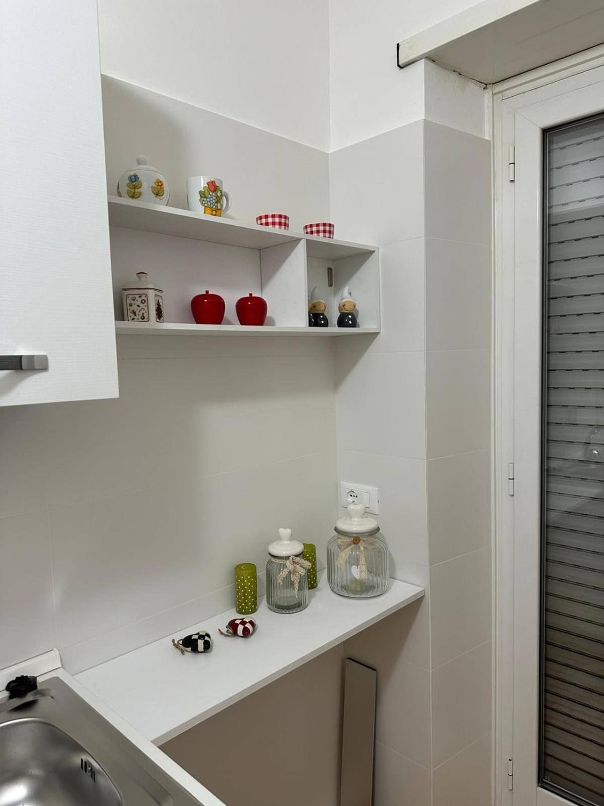 Casa Del Sole Apartment โรม ภายนอก รูปภาพ